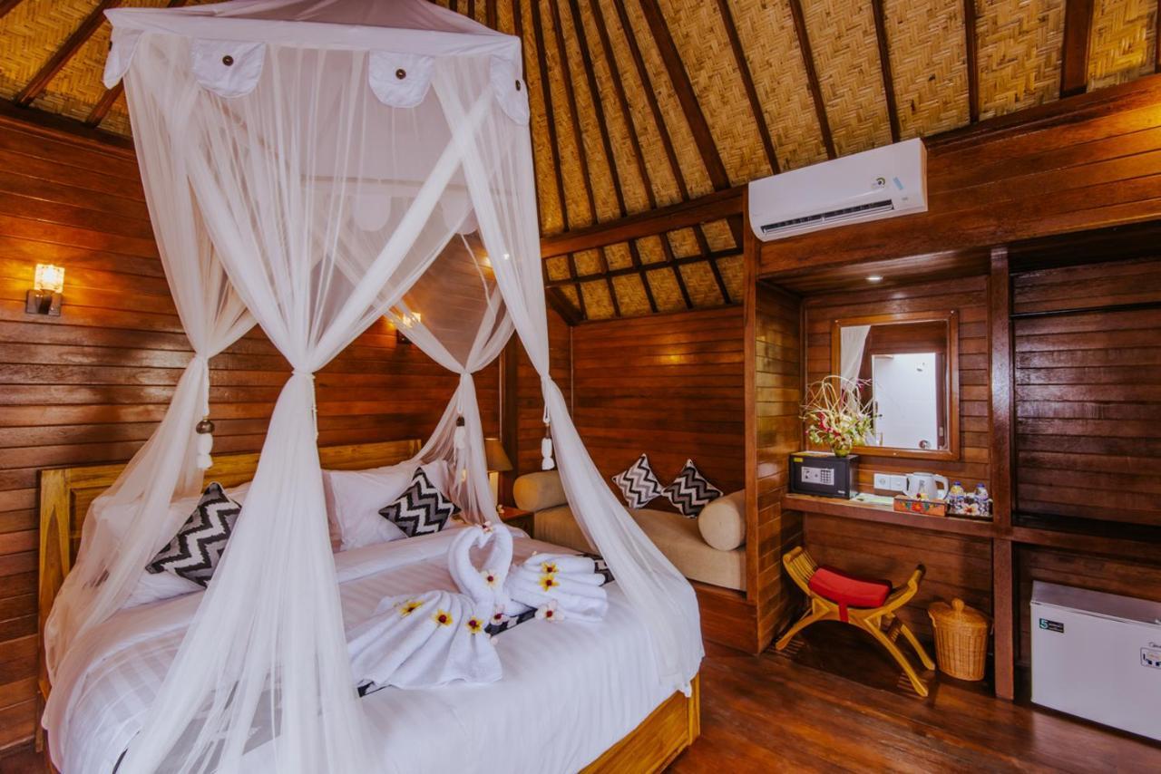 Lembongan Small Heaven Bungalow ภายนอก รูปภาพ