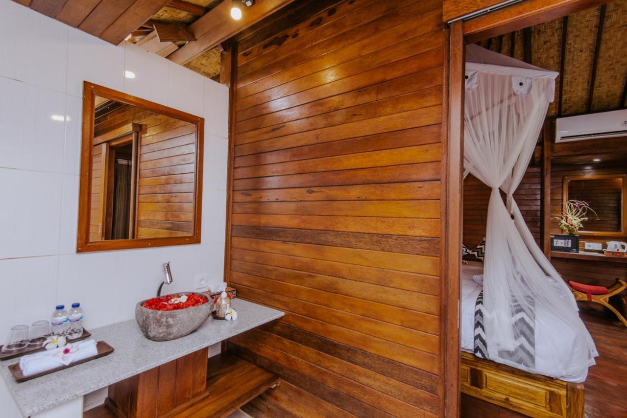 Lembongan Small Heaven Bungalow ภายนอก รูปภาพ